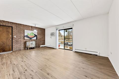 218 E Bailey Rd #E, Naperville, IL 60565 photo 4