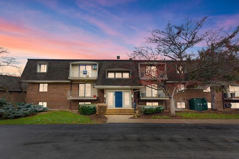 218 E Bailey Rd #E, Naperville, IL 60565 photo 2
