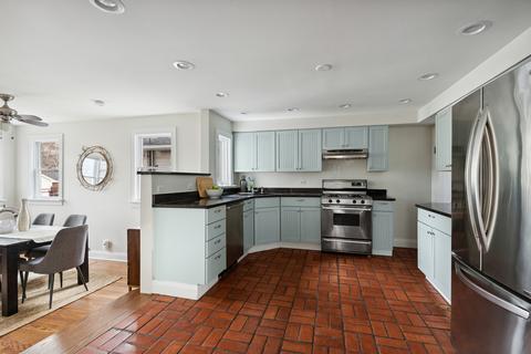 2120 Wesley Ave, Evanston, IL 60201 photo 10