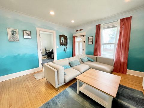 302 Mcclure Ave, Elgin, IL 60123 photo 3