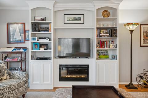 2425 Central St #5C, Evanston, IL 60201 photo 3