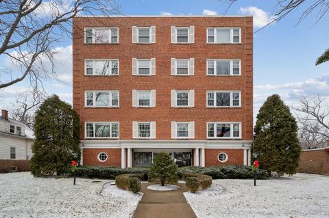 2425 Central St #5C, Evanston, IL 60201 photo 1