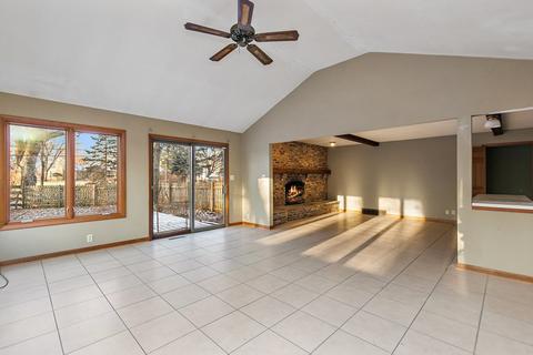 6 Miller Ct, Dekalb, IL 60115 photo 8