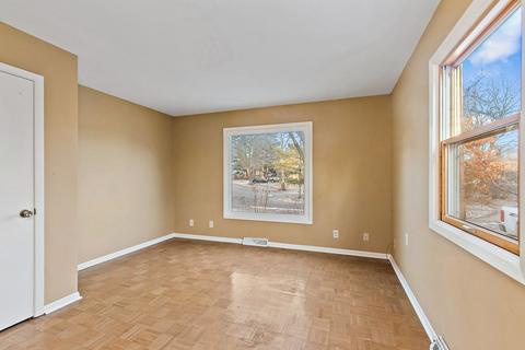 6 Miller Ct, Dekalb, IL 60115 photo 9
