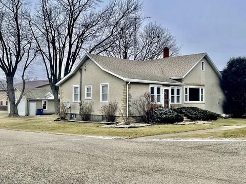 111 S Taylor St, Cherry, IL 61317 photo 2