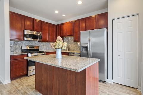 427 Azalea St, Elgin, IL 60124 photo 13