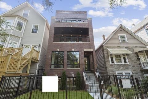 2700 W Montrose Ave #3, Chicago, IL 60618