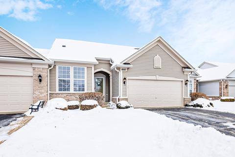 4145 Whitehall Ln, Algonquin, IL 60102 photo 1
