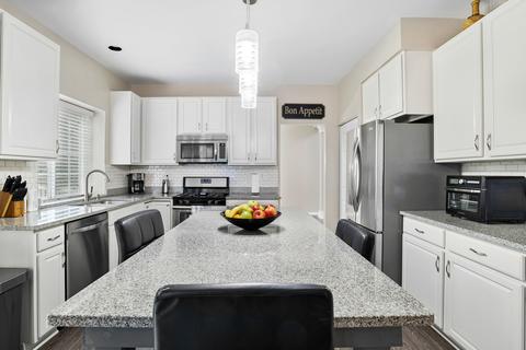 1675 Preston St, Algonquin, IL 60102 photo 8
