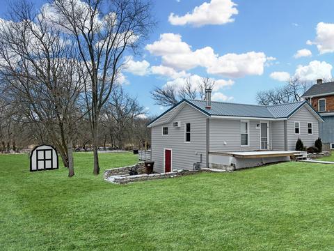 428 Freeport St, Orangeville, IL 61060