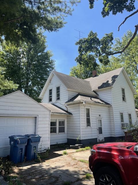810 S 3rd Ave, Kankakee, IL 60901 photo 3