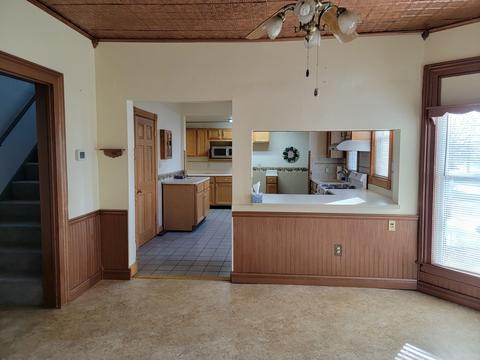 201 E Walnut St, Hudson, IL 61748 photo 25