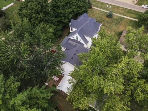 201 E Walnut St, Hudson, IL 61748 photo 4