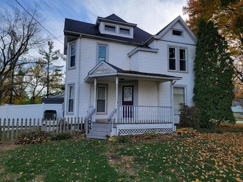 201 E Walnut St, Hudson, IL 61748 photo 7