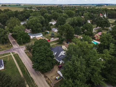 201 E Walnut St, Hudson, IL 61748 photo 67