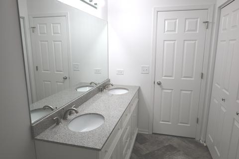 1703 Mountain Ridge Pass, Plainfield, IL 60586 photo 9
