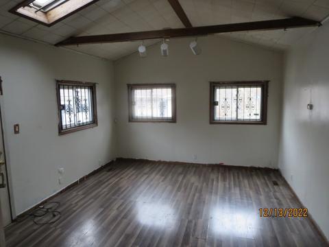 2147 E 97th St, Chicago, IL 60617 photo 9