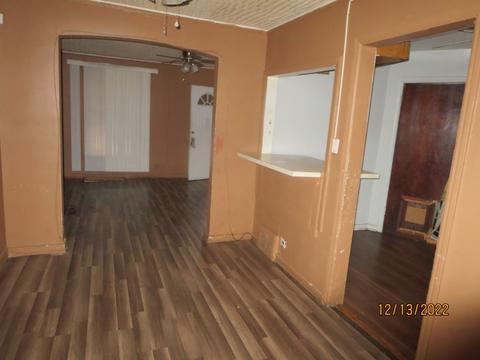 2147 E 97th St, Chicago, IL 60617 photo 4