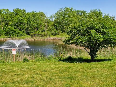 14864 W Concord Ct, Wadsworth, IL 60083