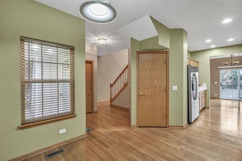 23 Bay Dr, Itasca, IL 60143 photo 7