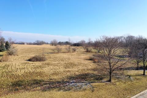 118 Governors Way, Hawthorn Woods, IL 60047
