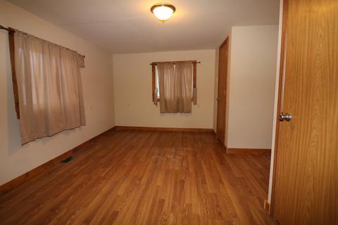 801 Bloomington St, Dewitt, IL 61735 photo 8