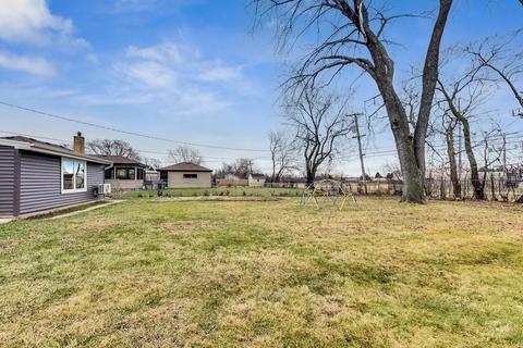 159 E Walnut Ave, Des Plaines, IL 60016 photo 28