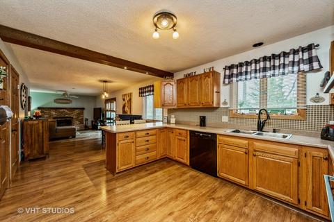 208 W Pleasant View Dr, Mchenry, IL 60050 photo 8