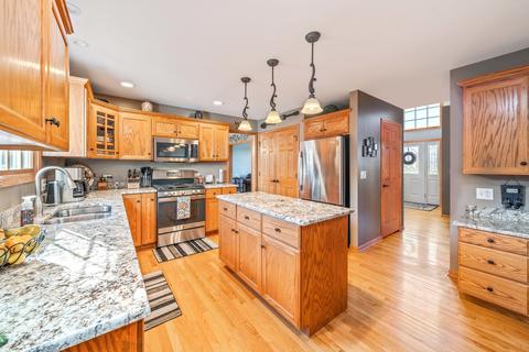 14964 Chais Ct, Hinckley, IL 60520 photo 3