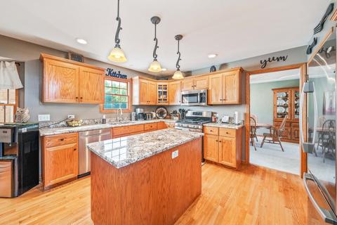 14964 Chais Ct, Hinckley, IL 60520 photo 2
