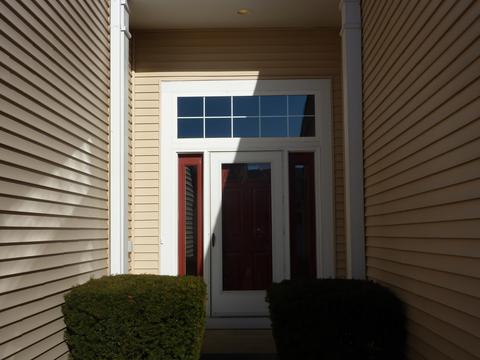 4721 Amber Cir, Hoffman Estates, IL 60192 photo 2