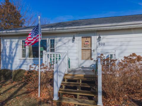 900 E Bauman St, Cornell, IL 61319 photo 2
