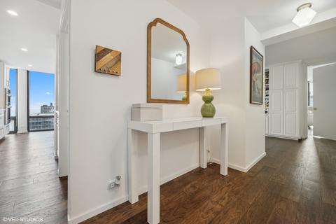 200 E Delaware Pl #32D, Chicago, IL 60611 photo 2