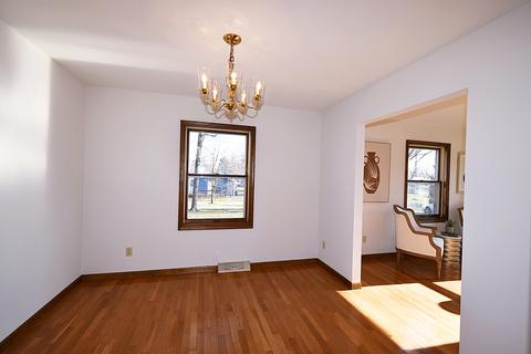 407 Spring St, Geneva, IL 60134 photo 6