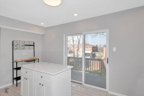 6429 Cedar Rd, Oak Forest, IL 60452 photo 9
