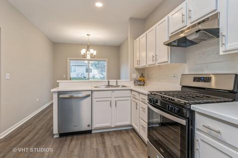 21554 W Empress Ln, Plainfield, IL 60544 photo 3