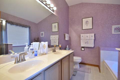 224 Edgewater Dr, Bartlett, IL 60103 photo 28