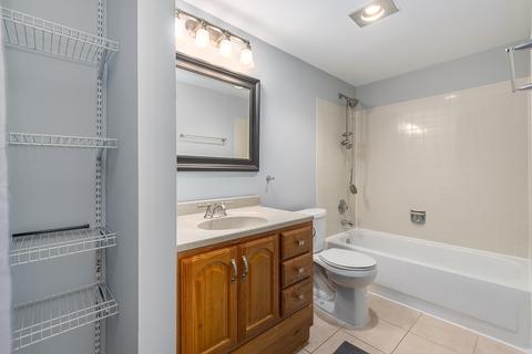 5550 Astor Ln #111, Rolling Meadows, IL 60008 photo 15