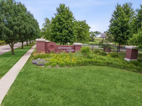 1663 Furrow St, Dekalb, IL 60115