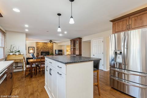 2412 Knowlton Dr, West Dundee, IL 60118 photo 17