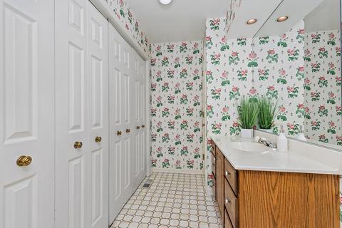 137 E Vallette St, Elmhurst, IL 60126 photo 19