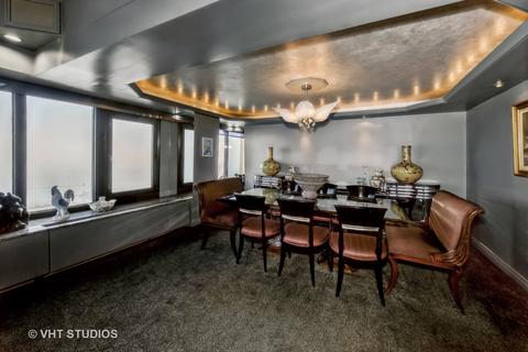 175 E Delaware Pl #8604, Chicago, IL 60611 photo 7