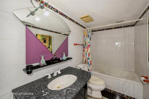 175 E Delaware Pl #8604, Chicago, IL 60611 photo 13