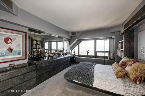 175 E Delaware Pl #8604, Chicago, IL 60611 photo 8
