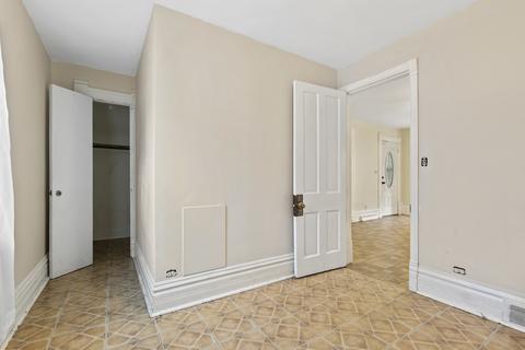 638 Grace St, Elgin, IL 60120 photo 9