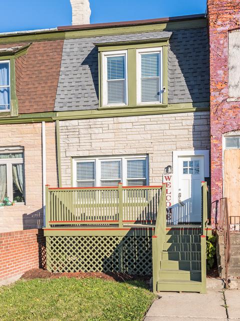 10641 S Champlain Ave, Chicago, IL 60628