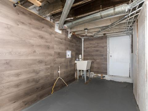 10641 S Champlain Ave, Chicago, IL 60628 photo 13