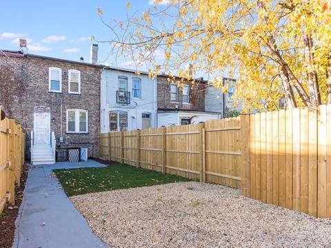 10641 S Champlain Ave, Chicago, IL 60628 photo 2