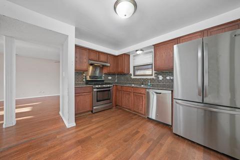 3100 Fox Hill Rd, Aurora, IL 60504 photo 4