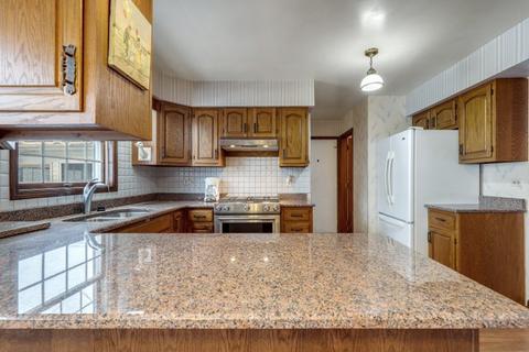 2751 E Old Post Rd, Crete, IL 60417 photo 12